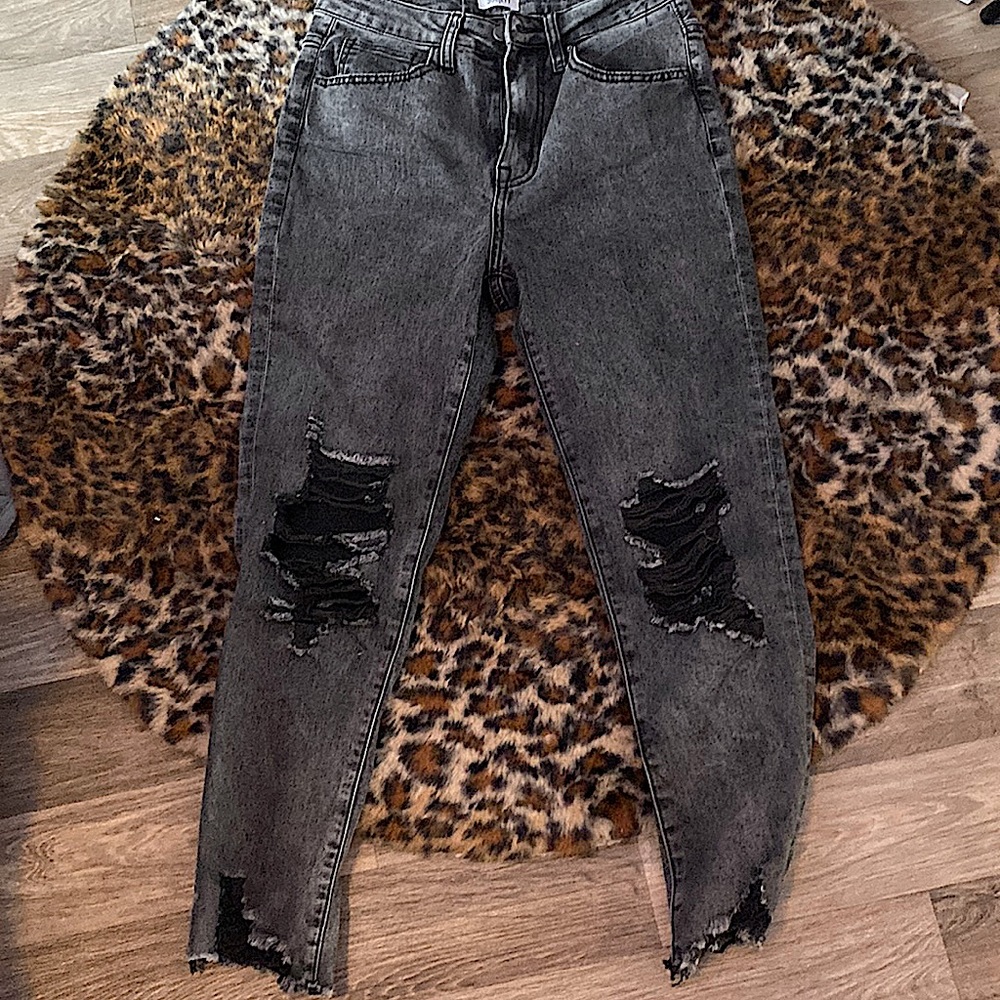 Black women’s high rise jean